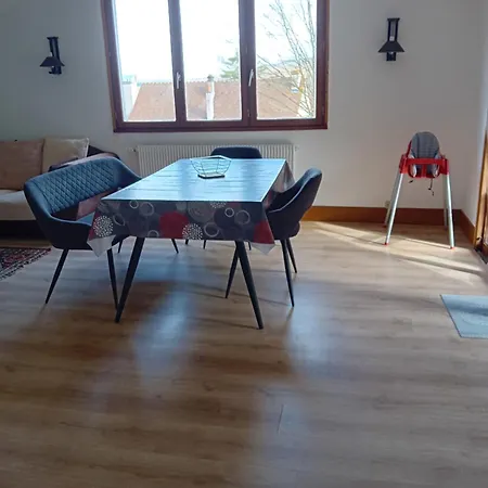 Apartment Les Hirondelles Blesmes